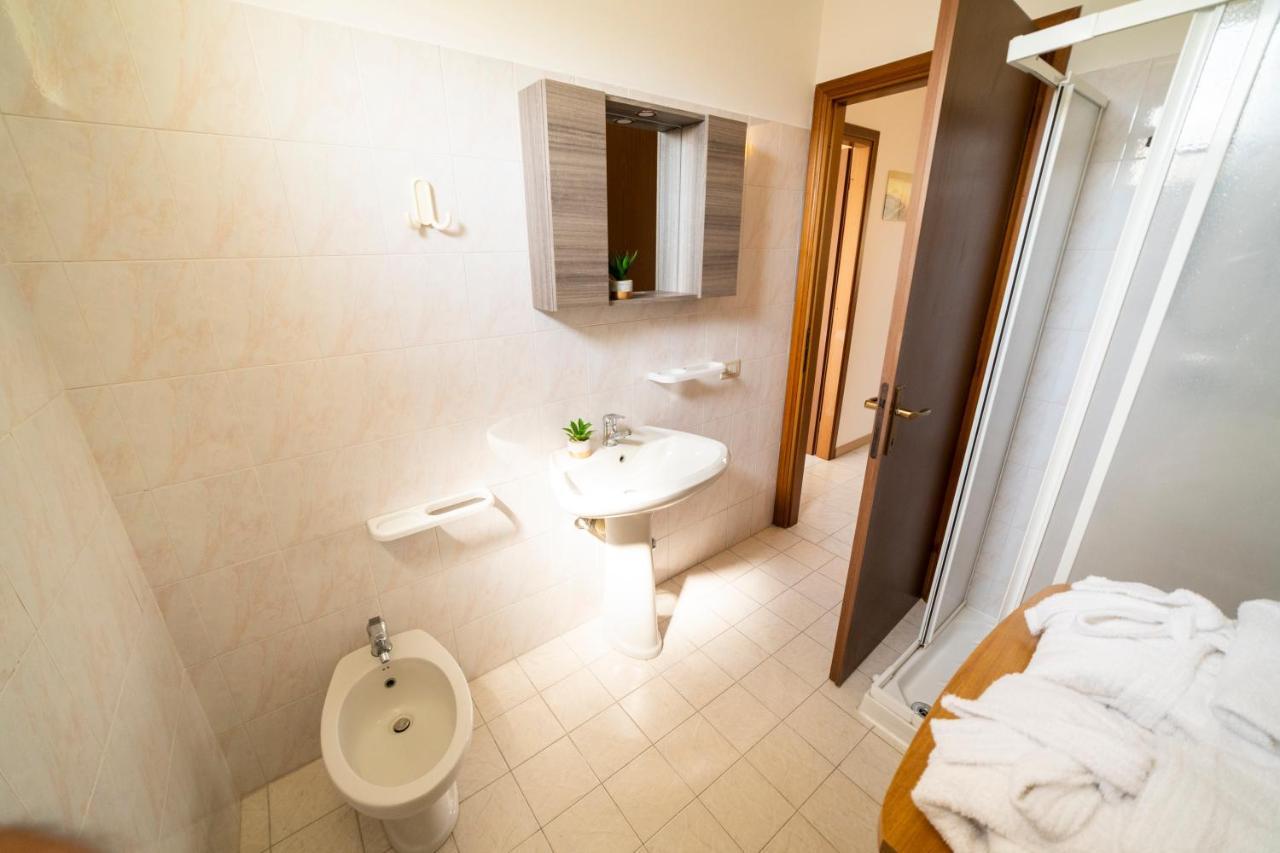 Villetta A Schiera Orchidea Eraclea Mare Exterior foto